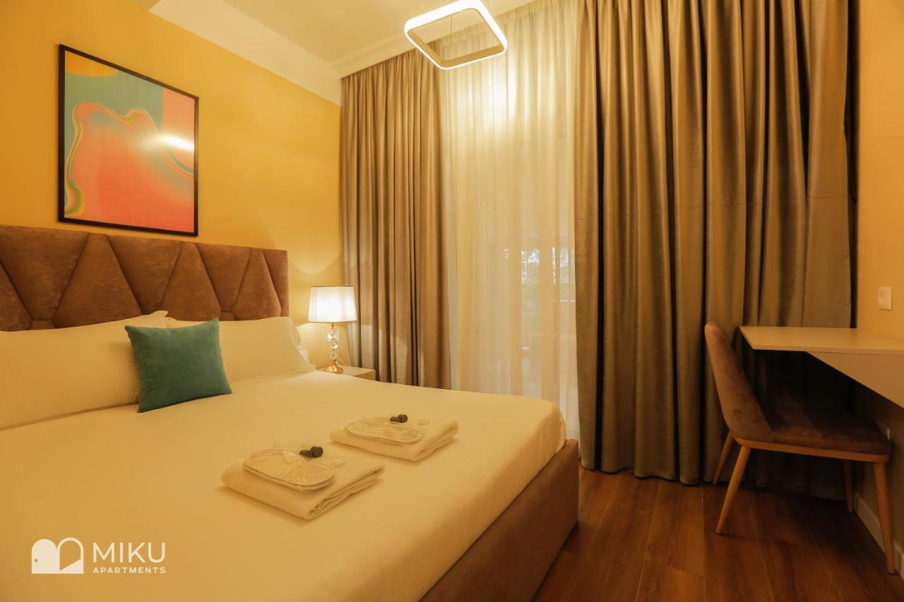 Miku Apartment - Perfect 1Bedroom At Komuna E Parisit Tirana Exterior photo