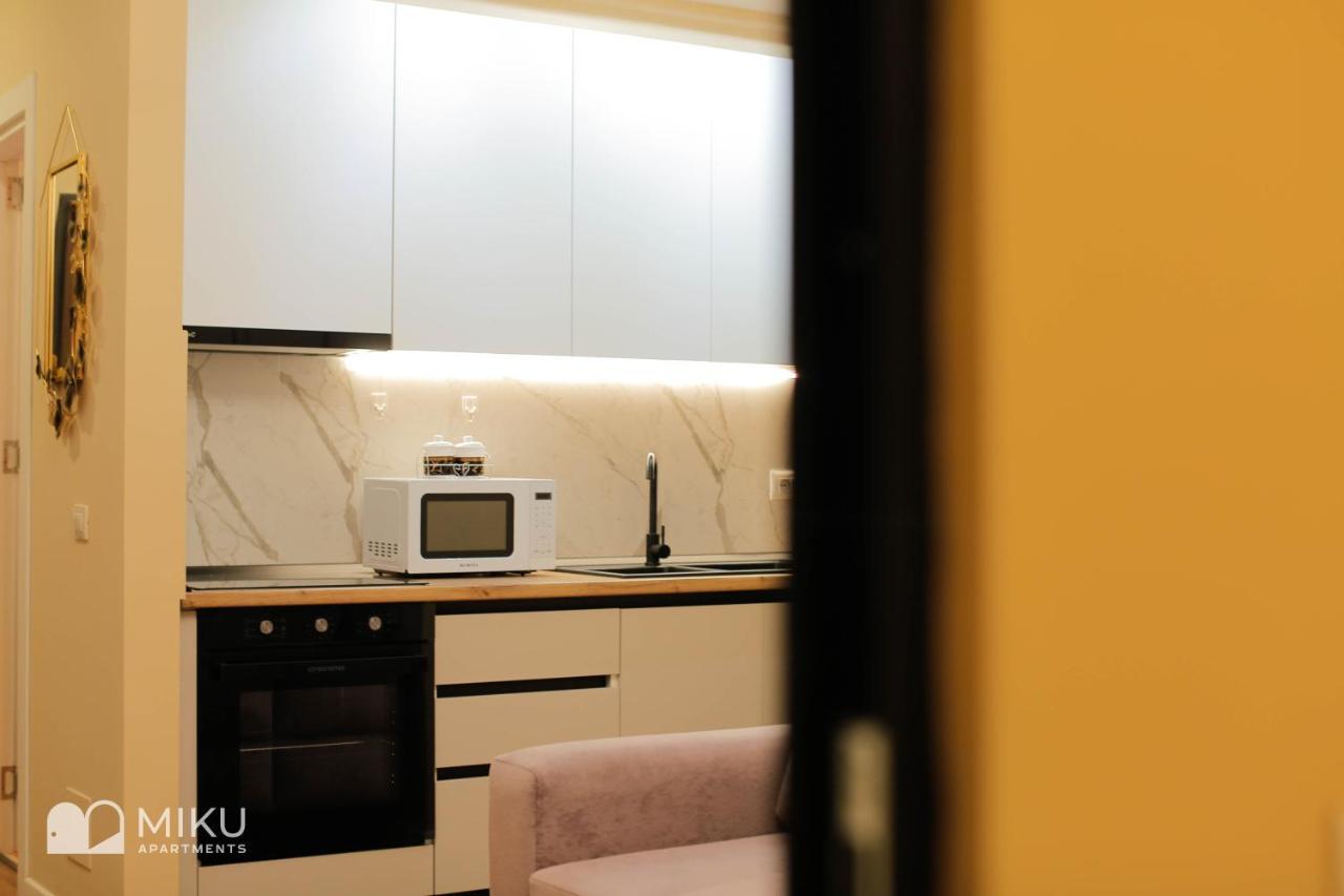Miku Apartment - Perfect 1Bedroom At Komuna E Parisit Tirana Exterior photo