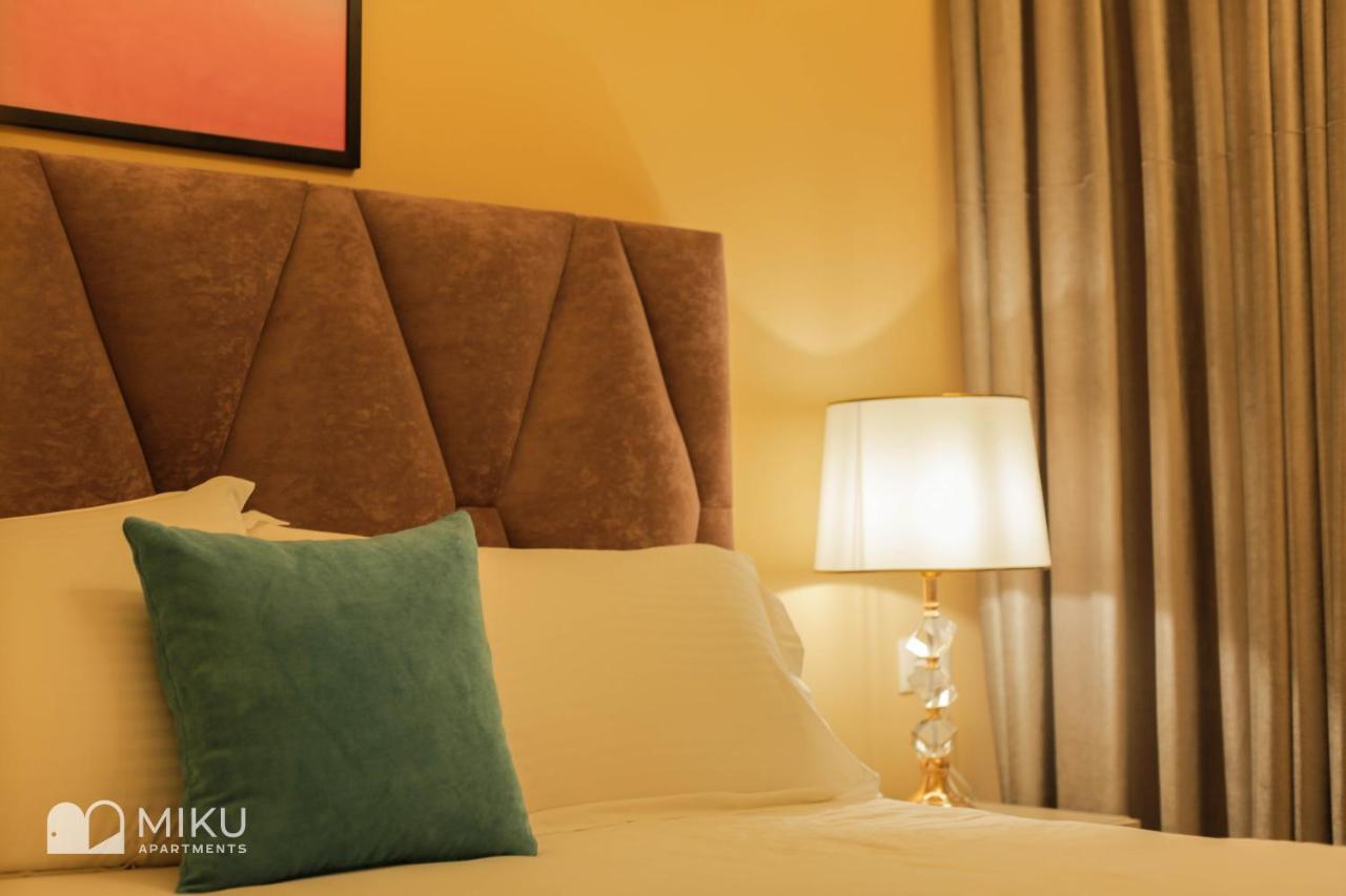 Miku Apartment - Perfect 1Bedroom At Komuna E Parisit Tirana Exterior photo